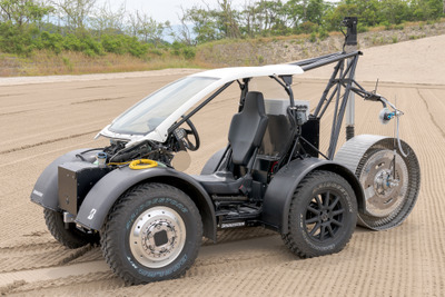 鳥取砂丘は月面だって? ブリヂストンが探査車用タイヤを開発中…実証フィールド 画像