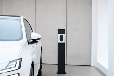 ポールスター、EVで双方向充電へ…自宅用充電ウォールボックスを欧州発売 画像