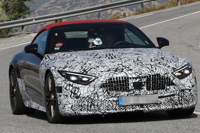 メルセデス史上もっとも豪華なオープンカー登場!? 『マイバッハSL』V12搭載はあるか 画像
