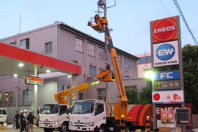 日本初、EVトラック充電ステーション設置…機材の省スペース化で 画像