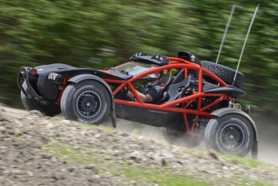 ラジコンみたいなスポーツカー発売!? 英アリエルの新型『ノマド2』はオフロードもお手のもの 画像