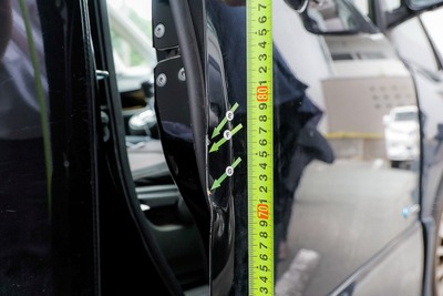 ドアパンチ! 自動車損傷の解析を強化する新技術が登場 画像