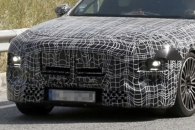 現行はやっぱり失敗作? BMW『7シリーズ』ビッグマイチェン車両が出現! 画像