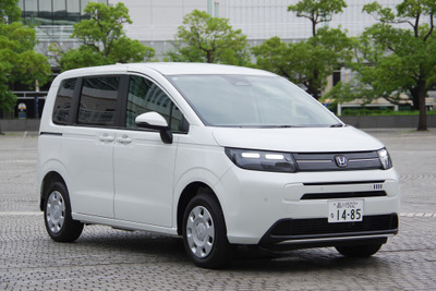 【ホンダ フリード 新型】ヴェゼルのシステム採用で4WDが大進化! 意識させないのに抜群の安定性 画像