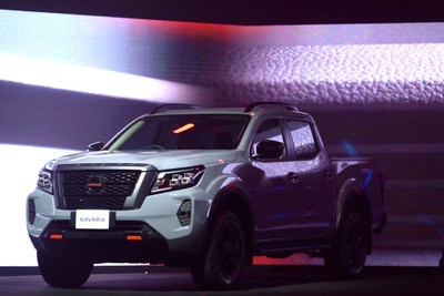 日産のピックアップトラック『ナバラ』、改良新型は内装・エンジンも刷新 画像