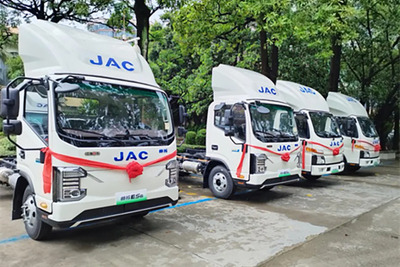 陸上の宇宙船? 中国JAC傘下の「江淮1卡」が新型電動軽トラックを発表 画像