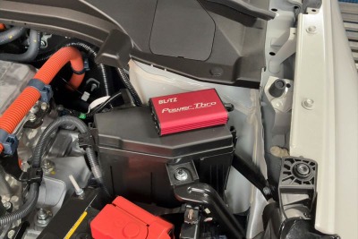 ホンダ『ヴェゼルe:HEV』をパワーアップ! ブリッツから専用「パワスロNA」「パワコンNA」登場 画像