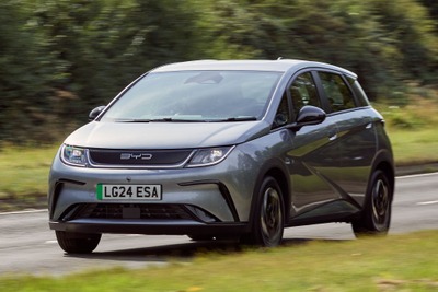 BYDの小型EV『ドルフィン』、2つの新グレード「アクティブ」「ブースト」英国モデルに 画像