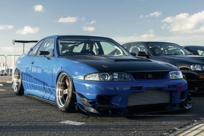 カスタムカーの足元は「レイズ」「MID」のホイールで決める!…湾岸BASE YOKOHAMA~オプションストリートナイトフェス~ 画像
