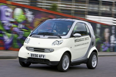 スマートの電気自動車、英国で実証実験へ 画像