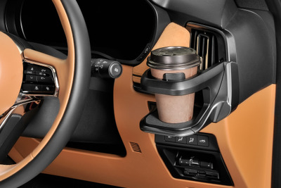 CX-80にも対応!初期入荷分は4日で完売の人気「マツダCX-60専用ドリンクホルダー」発売 画像