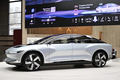 中村史郎氏がデザインに参画、新型EV『LSR-05』発表…パリモーターショー2024 画像
