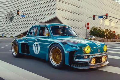 「砂漠から引っ張り出した」60年代ルノーにVW製「VR6」換装、ド迫力のワイドボディに…SEMAショー2024 画像