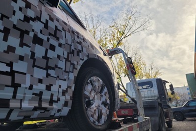 「AI EV時代のトヨタ」めざすファラデー・フューチャー、新型EV『FX』最初の試作車が完成 画像