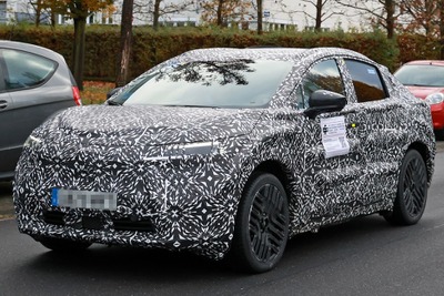 日産『リーフ』次期型はAWDクロスオーバーに進化! 初のデュアルモーター搭載も 画像