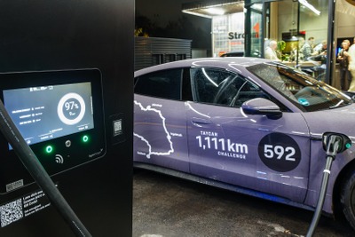 ポルシェ『タイカン』、EVで1111km走破に挑戦…急速充電性能が鍵に 画像