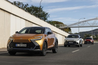 トヨタ『C-HR』、欧州販売100万台達成へ…日本にない2代目には初のPHEV設定 画像