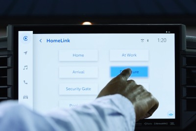 車載アプリでガレージ開閉可能、次世代HomeLinkをジェンテックスが発表…CES 2025 画像