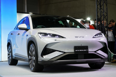 BYD、日本導入4モデル目の『シーライオン7』を公開…東京オートサロン2025 画像
