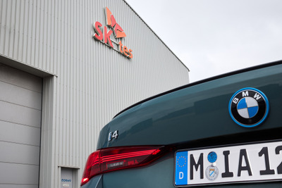 BMWグループ、EV電池リサイクルでSKテスと提携 画像