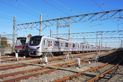 半蔵門線の最新車両を有楽町線の新富町駅で撮影できる！---東京メトロ×はとバス共同企画 画像