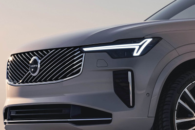 ボルボ『XC90』が「EV顔」に一新、米国で改良新型発表 走りも進化 画像