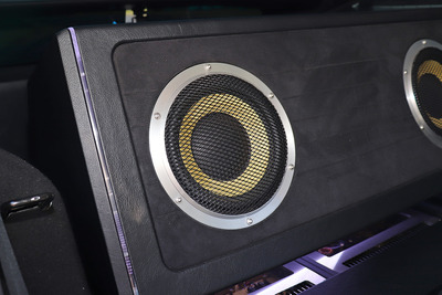「車の低音、足りている?」サブウーファーの秘密と選び方を徹底解説!【低音強化のススメ】 画像