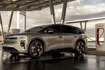 米ルーシッドの新型EV、テスラ以外で初のNACS充電ポート標準装備…400kW急速充電を実現 画像