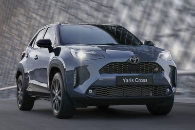トヨタ『ヤリスクロス』2025年モデルが欧州発表、「GRスポーツ」に新色とマット仕上げホイール登場 画像