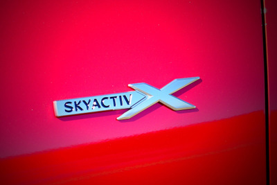 【マツダ3 SKYACTIV-X 新型試乗】「スカイアクティブX」は一体何を残したのか…中村孝仁 画像