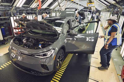 VW、米労組との交渉で賃金引き上げ率を14%から16.5%へ提案 画像