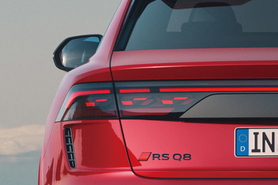 最高速は305km/h!ニュル最速のSUV、アウディ「RS Q8 パフォーマンス」日本発売 画像