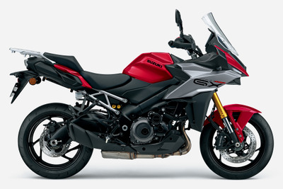 「新色の赤かっこよすぎるやろ」スズキ『GSX-S1000GX』2025年モデルの登場にファン歓喜 画像