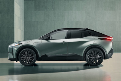 トヨタの新型EV『C-HR+』欧州発表に日本のファンは?「ガチでいい」「ミニクラウン?」など反響 画像