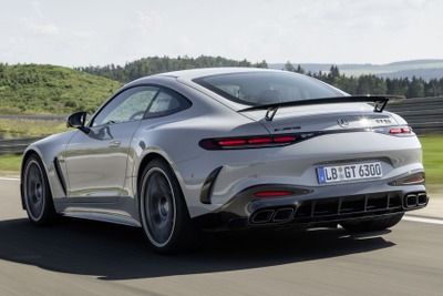 メルセデスAMG『GT』新型に頂点「63 PRO」、603馬力ツインターボ搭載…今春米国発売へ 画像