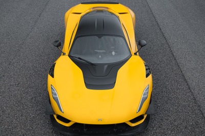 「これもう飛ぶやつじゃん」2000馬力超、世界最強のエンジン車『ヴェノムF5』にSNS驚愕 画像