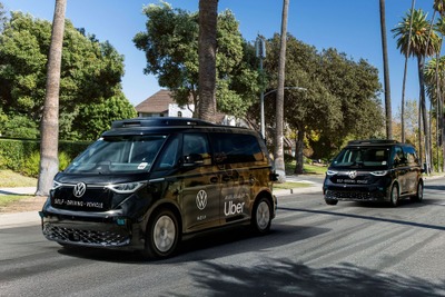 VWと米ウーバーが提携、『ID. Buzz』の自動運転車を運行へ 画像