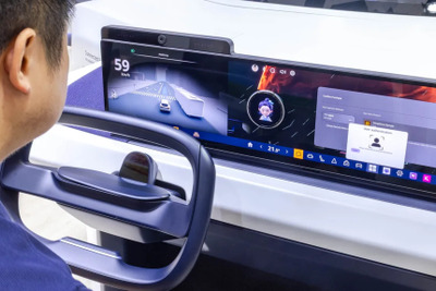 車内で世界初の「虹彩・顔認証」を実現、FORVIAとスマートアイが開発 画像