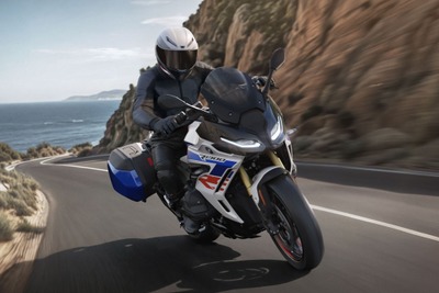 「新しいの出るの!?」排気量アップで進化、BMW『R 1300 RS』サプライズ発表にファン興奮 画像