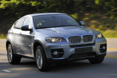 BMW X6 にハイブリッド 画像