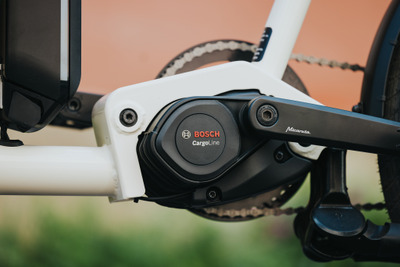 ボッシュeバイクシステムズ、パワーアップした新型ドライブユニットと新バッテリー発表 画像