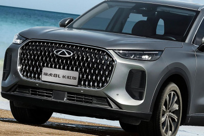 “インフィニティ顔”のSUVが約216万円から、中国チェリーの新SUV『瑞虎8』 画像