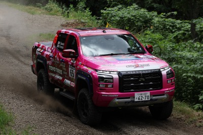三菱自動車が技術支援、北海道「ラリー・カムイ」で『トライトン』2台が完走 画像