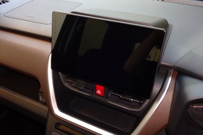 走行中も同乗者のテレビ視聴とナビ操作を可能に、ブリッツの「テレビナビジャンパー」にダイハツ・ディーラーOPナビの適合が追加 画像