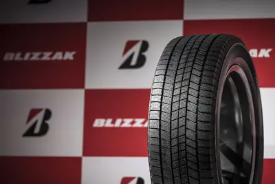ブリヂストン「BLIZZAK WZ-1」 新時代到来！ ENLITEN技術で実現した最強の氷上性能 画像