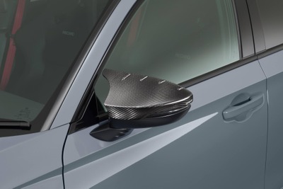 無限、ホンダ『シビック』シリーズ用「カーボンドアミラーカバー」発売 画像
