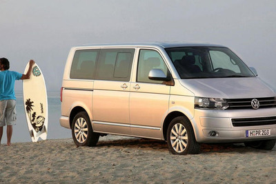 【フランクフルトモーターショー09】VWの人気ミニバン2台…フェイスリフト 画像