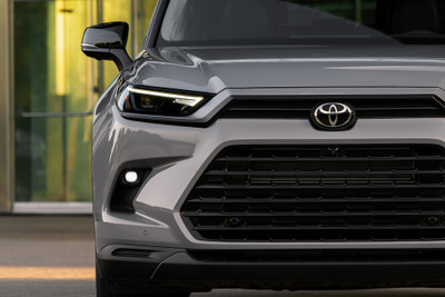 トヨタの3列シートSUV『グランドハイランダー』米2026年型に「ナイトシェード」新設定 画像