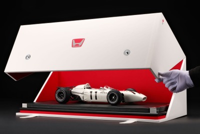 ホンダF1初勝利車「RA272」のスケールモデル発売へ、8分の1サイズは約430万円 画像
