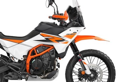 「100万切るのは魅力」新型KTM『390アドベンチャーR』が話題に、注目は「価格」と「重さ」 画像